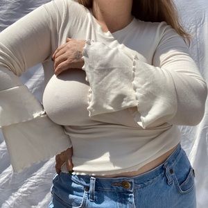 Who What Wear Tiered Long Sleeve Ruffle Ribbed Tee